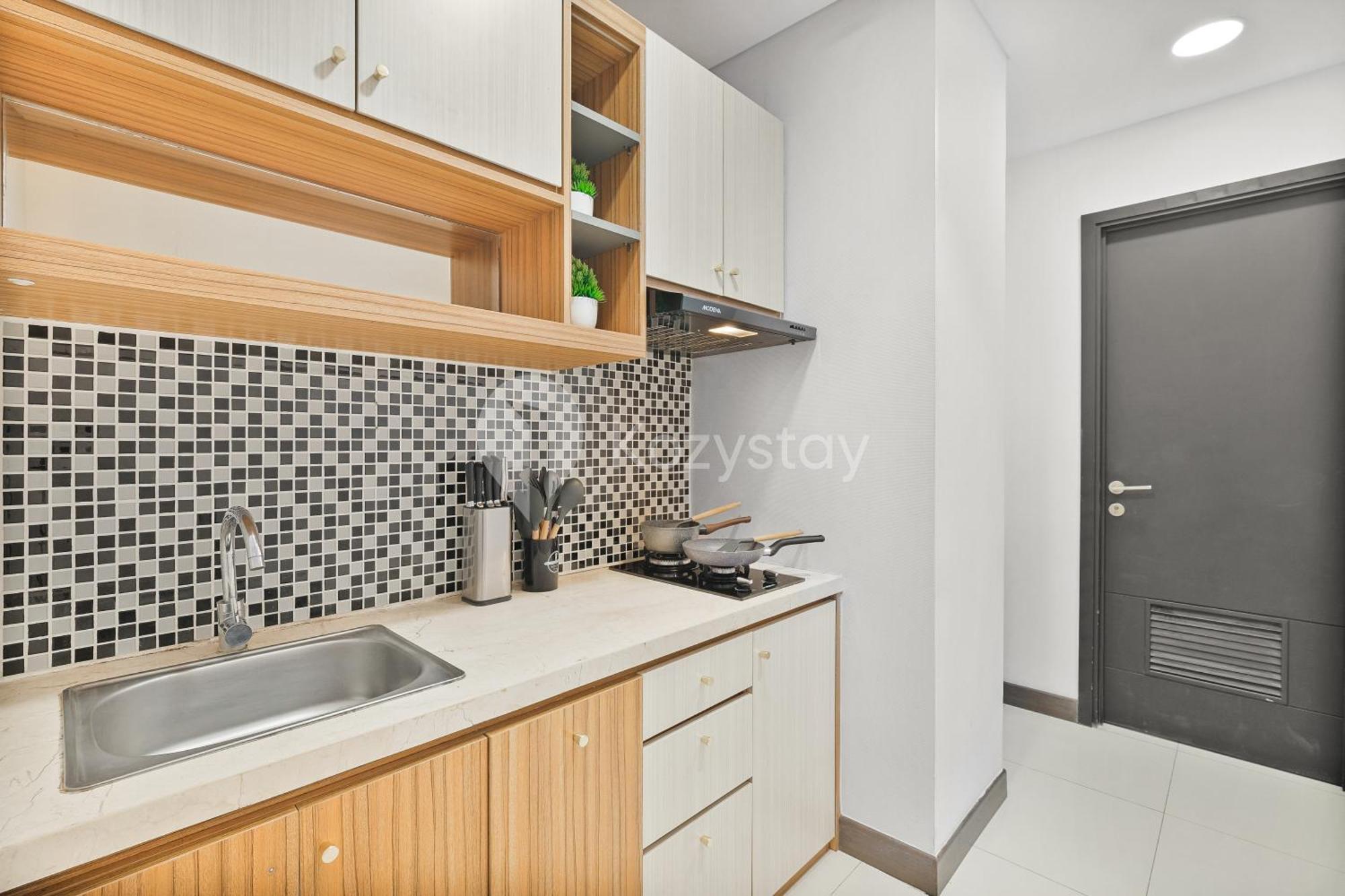 Meadow By Kozystay - Newly Renovated - Kebon Jeruk Jakarta Buitenkant foto