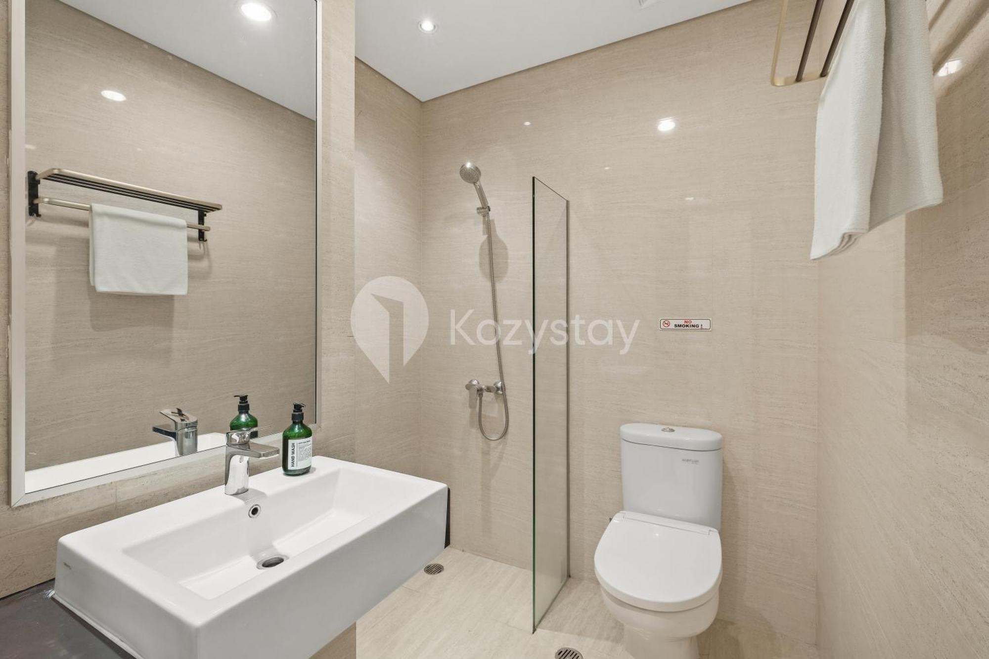 Meadow By Kozystay - Newly Renovated - Kebon Jeruk Jakarta Buitenkant foto